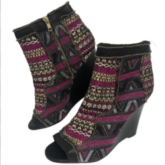 June by June Ambrose Peep Toe Stacked Heel Leather and Fabric Wedge 11M - Picture 3 of 8